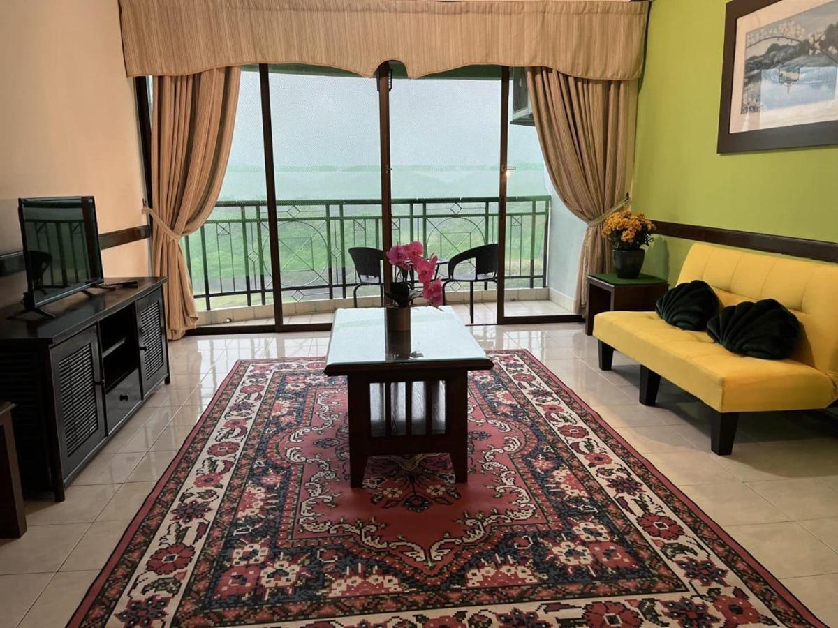 Dsavoy AFamosa Melaka Apartamento Exterior foto
